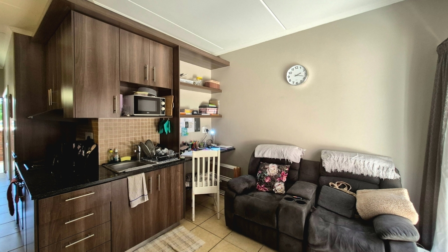 1 Bedroom Property for Sale in Die Bult North West